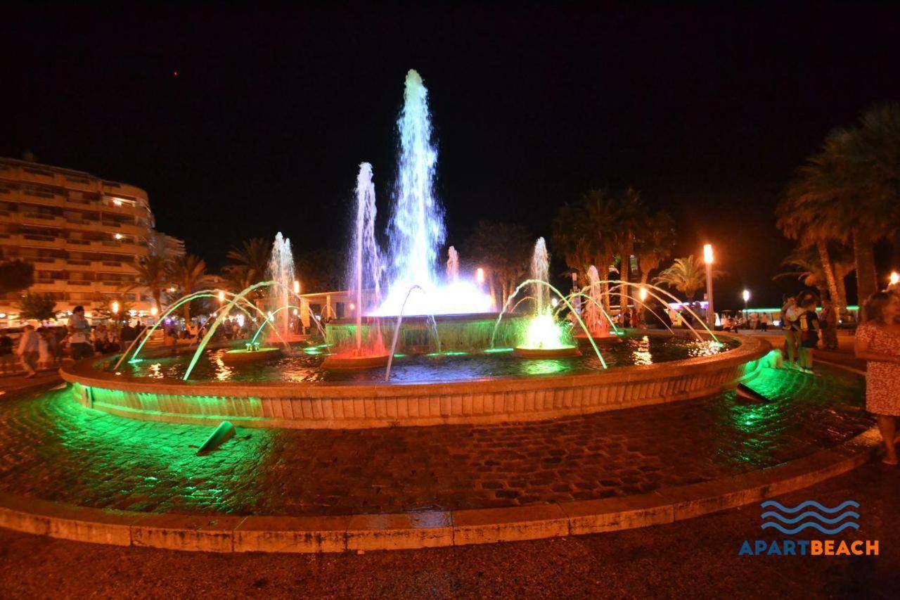 Apartbeach Novelty Climatizado Y Vistas Playa Salou Luaran gambar