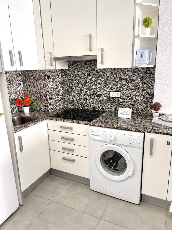 Apartbeach Novelty Climatizado Y Vistas Playa Salou Luaran gambar