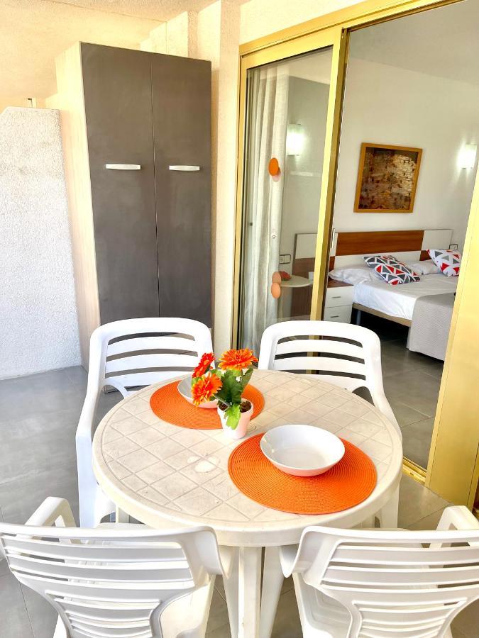 Apartbeach Novelty Climatizado Y Vistas Playa Salou Luaran gambar