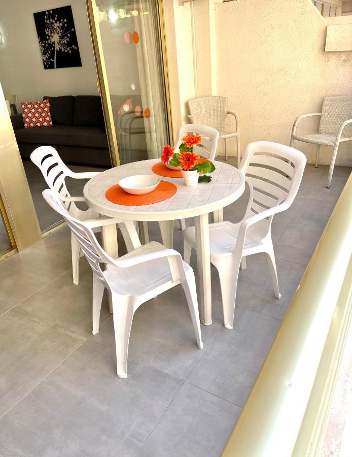 Apartbeach Novelty Climatizado Y Vistas Playa Salou Luaran gambar