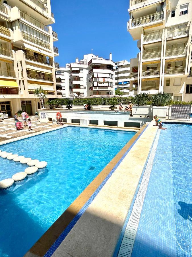 Apartbeach Novelty Climatizado Y Vistas Playa Salou Luaran gambar