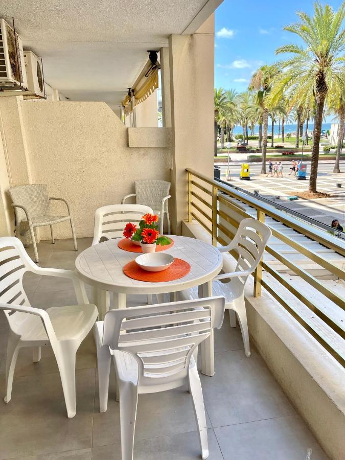 Apartbeach Novelty Climatizado Y Vistas Playa Salou Luaran gambar