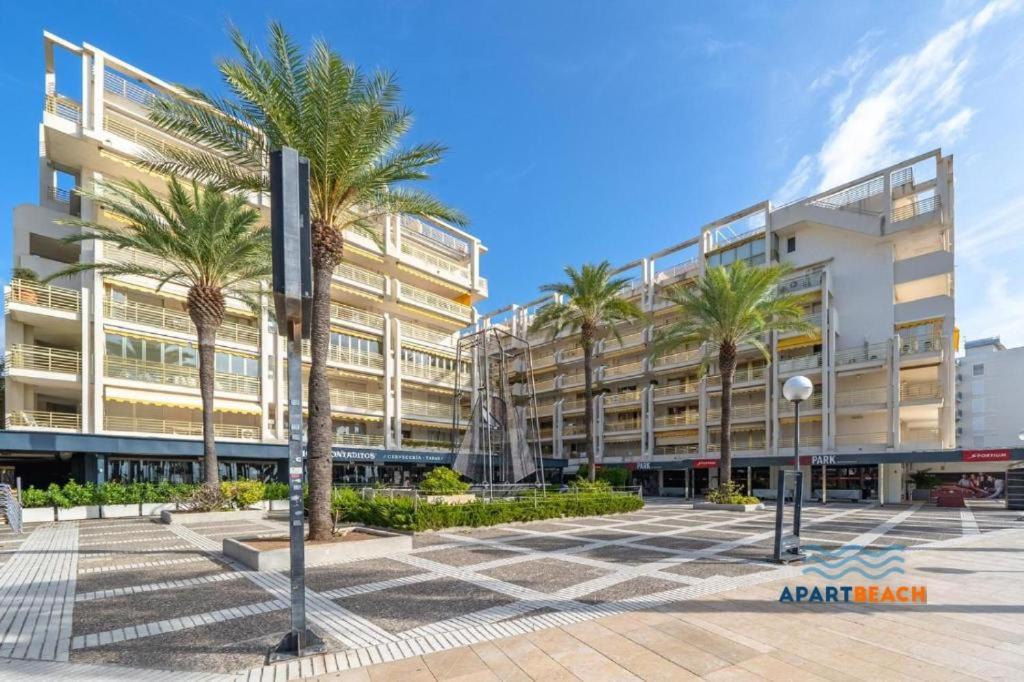 Apartbeach Novelty Climatizado Y Vistas Playa Salou Luaran gambar